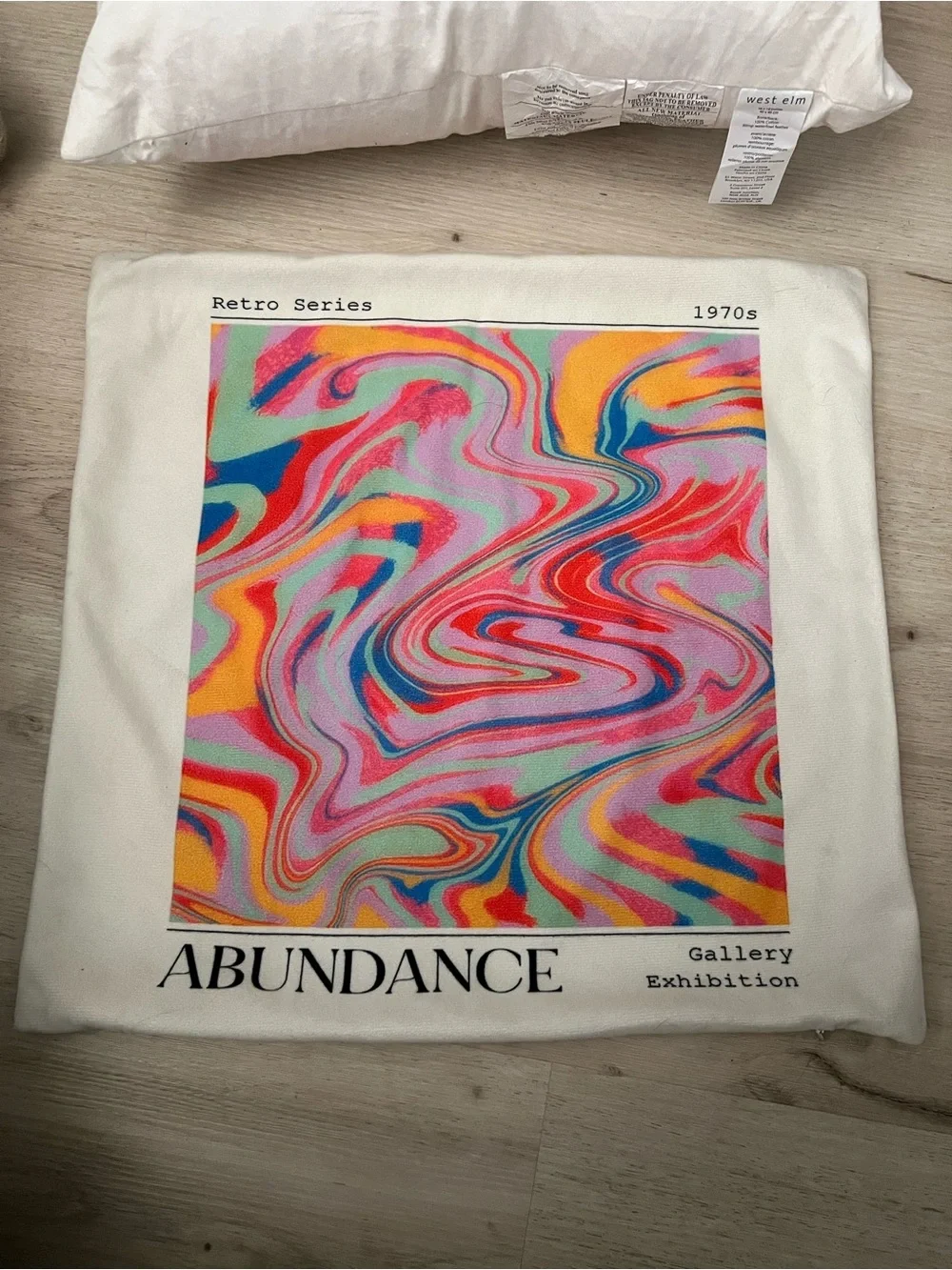 Retro design psychedelic pillow cover w/ West Elm feather pillow 18” x 18”